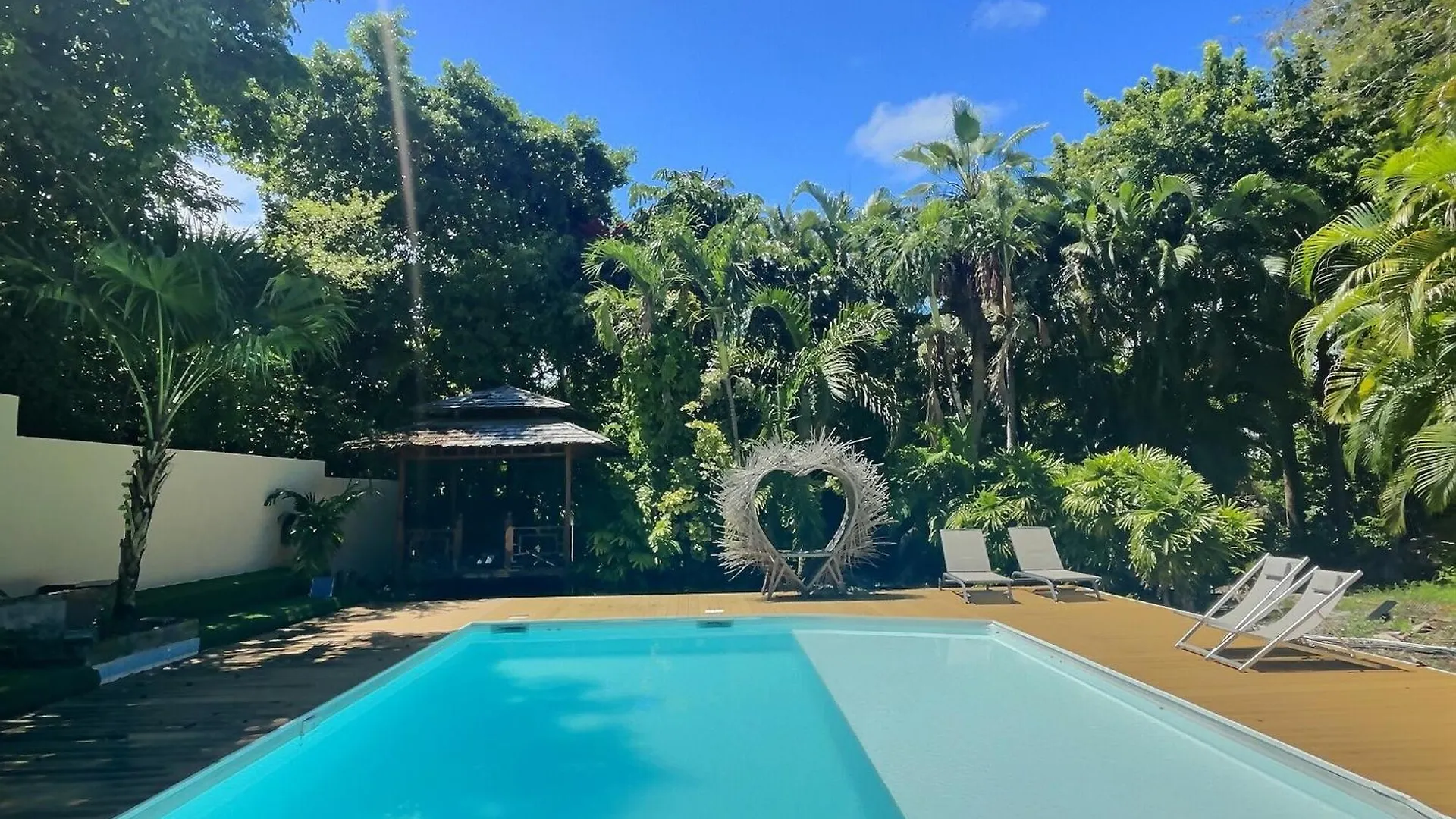 Apartman Evasion Au Gosier Studio Avec Piscine, Plage & Chill Garanti Le Gosier